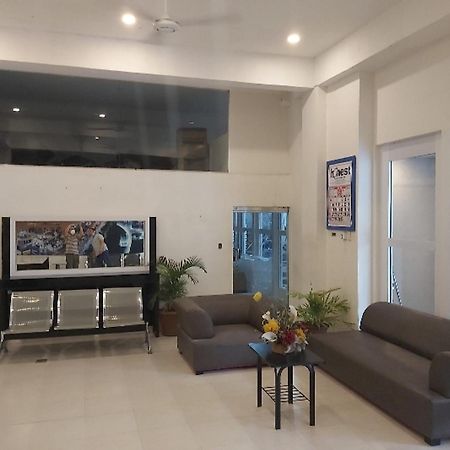 Nest Suites Quezon City Ngoại thất bức ảnh