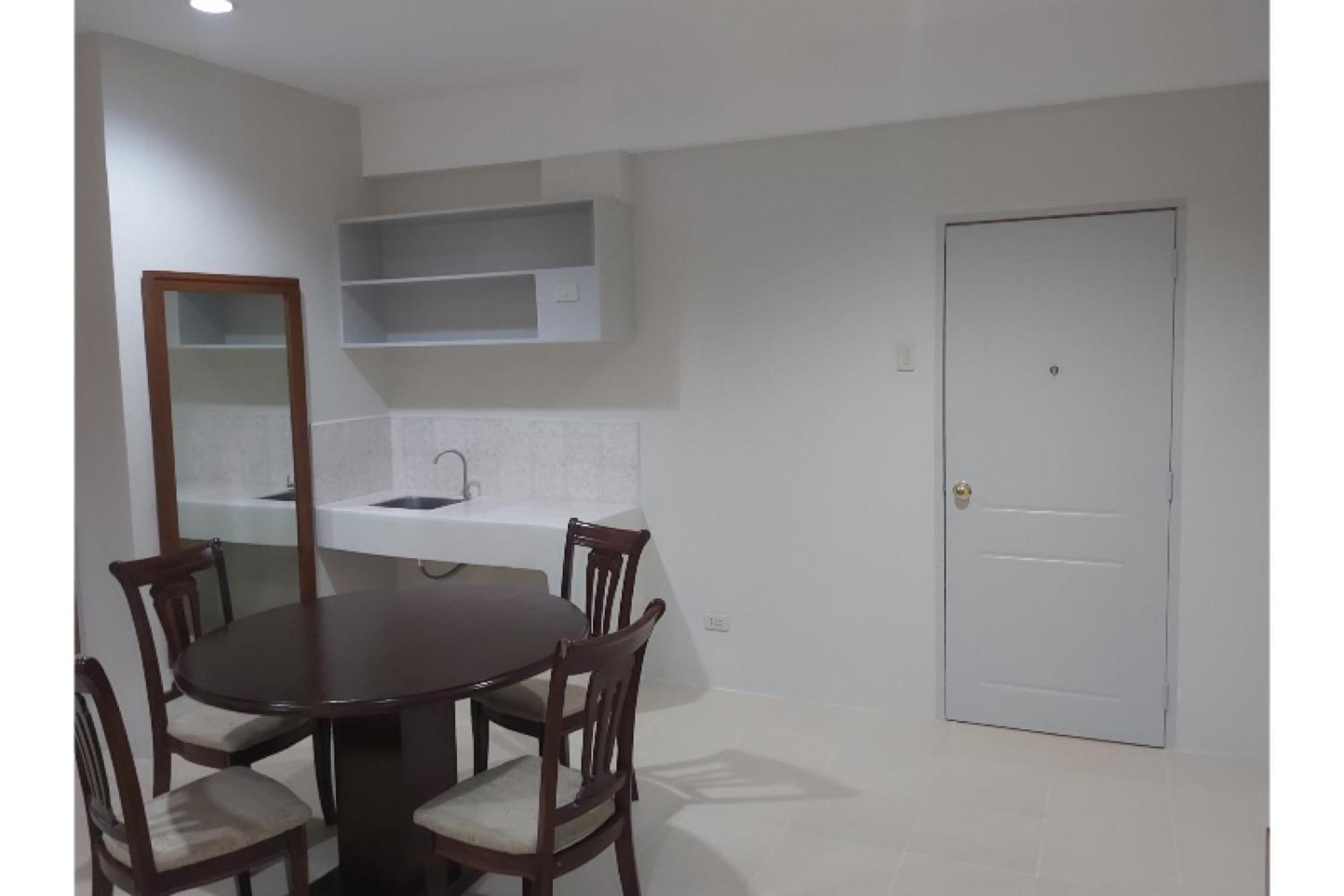 Nest Suites Quezon City Ngoại thất bức ảnh